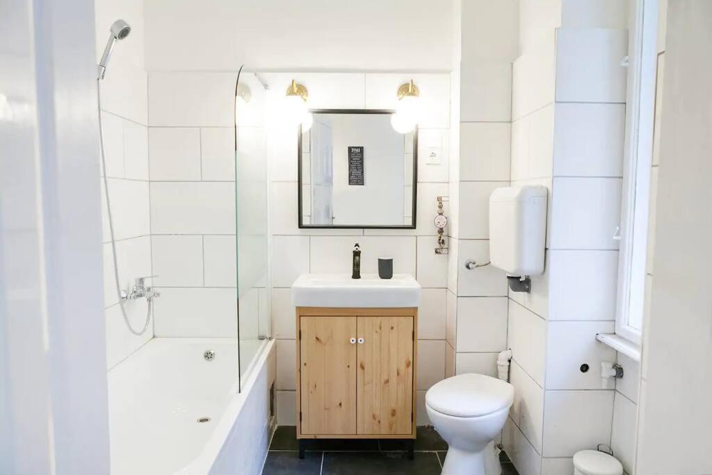 Central 30M2 A/C Apartment, 3 Min From Ny Cafe Budapest Eksteriør bilde
